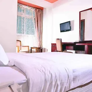 Hotel Adams
